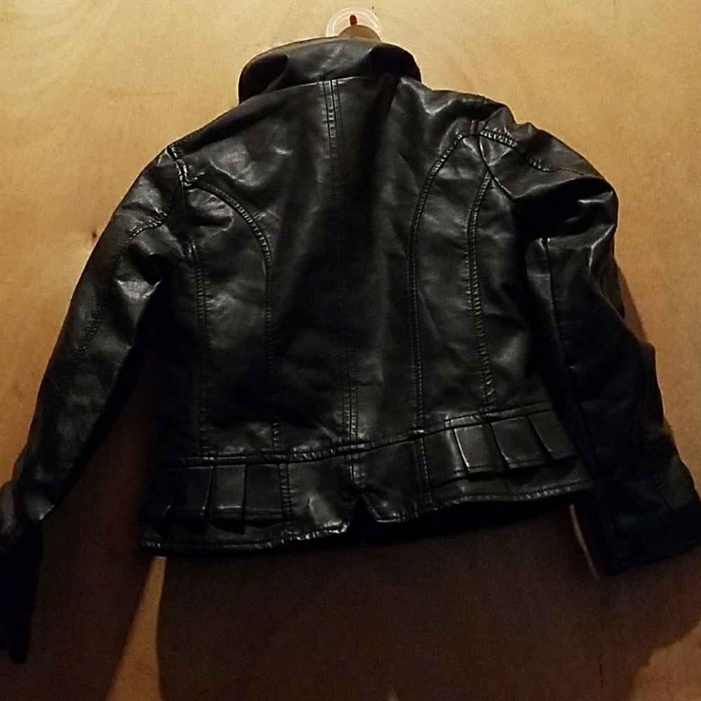 Leather jacket - Picture 2 of 2